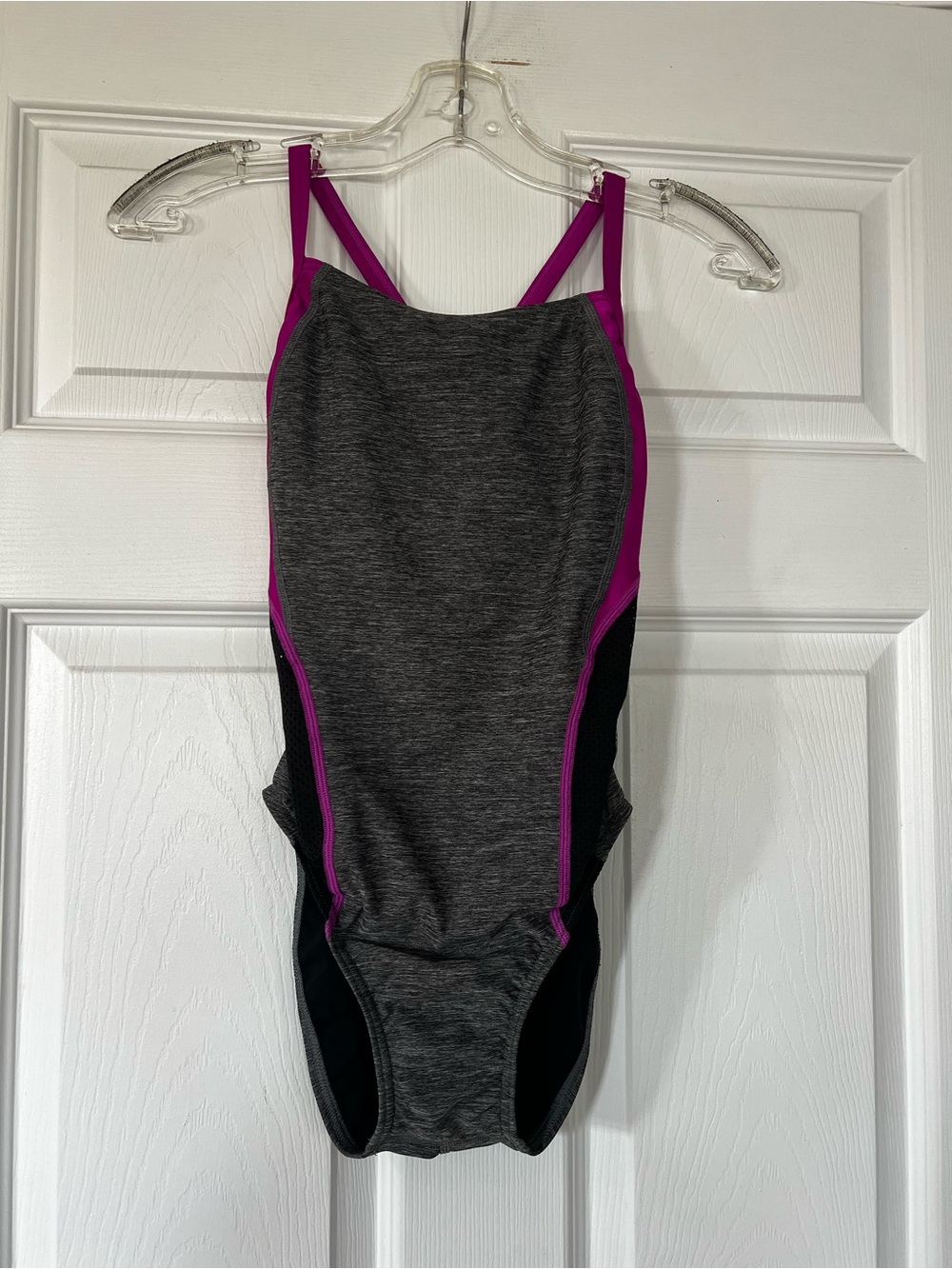 NWT Speedo Heathered Relaunch One-Piece Swimsuit - Purple/Gray, Size 6/32